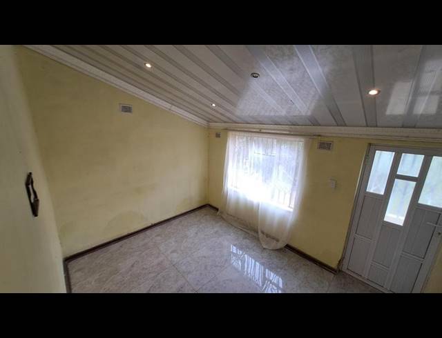 2 BEDROOM PROPERTY TO RENT IN UMLAZI